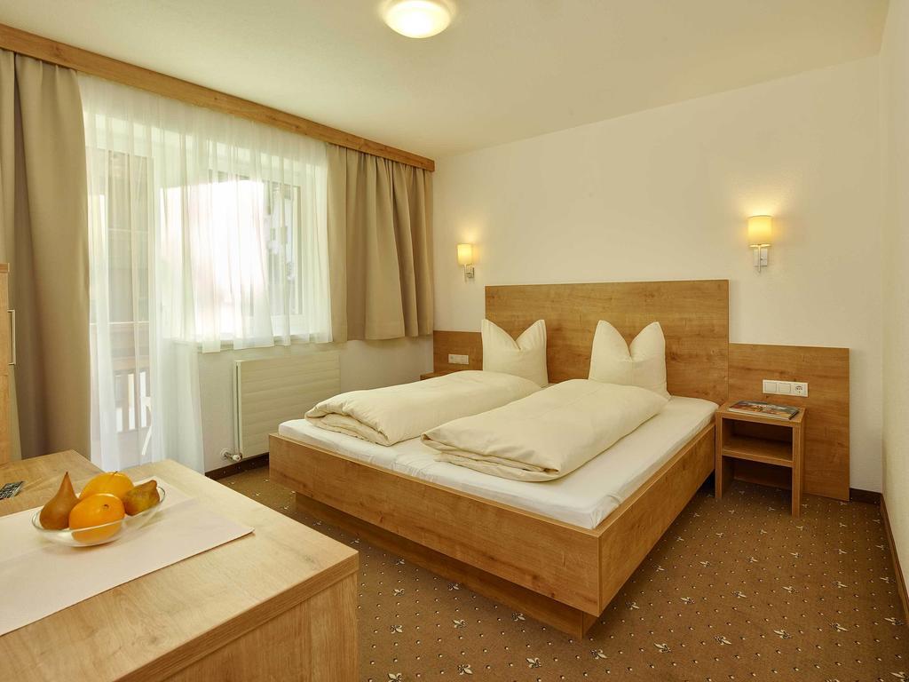 Appartement Gaestehaus Bergkristall Sölden Szoba fotó